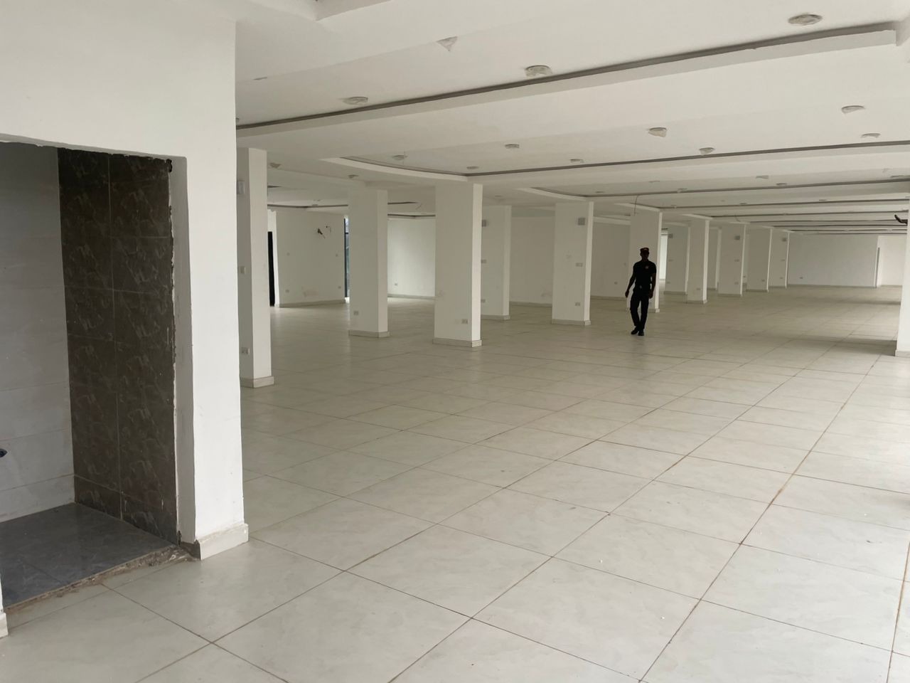 450sqm office space *TO LET IN CBD*